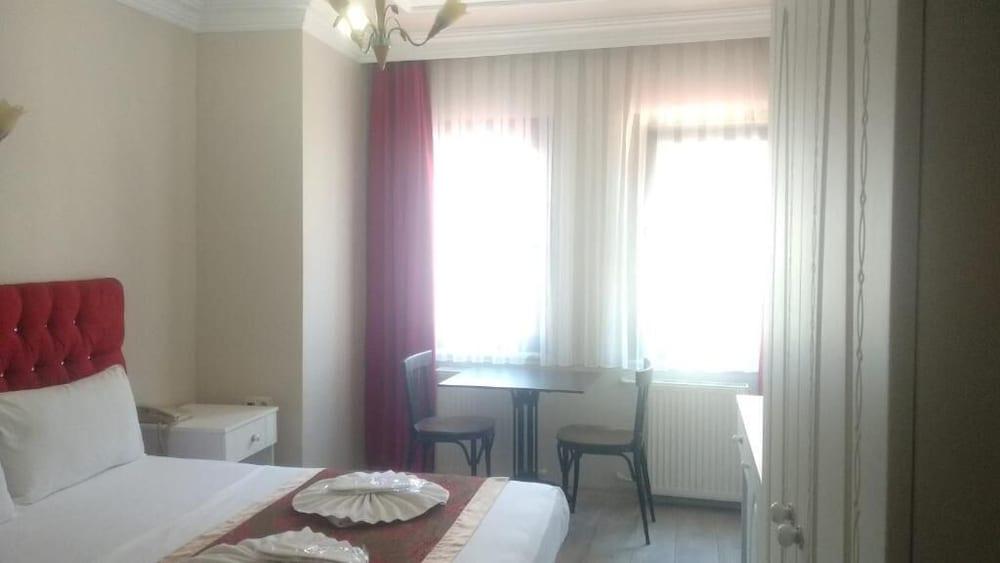Star Hotel Istanboel Buitenkant foto